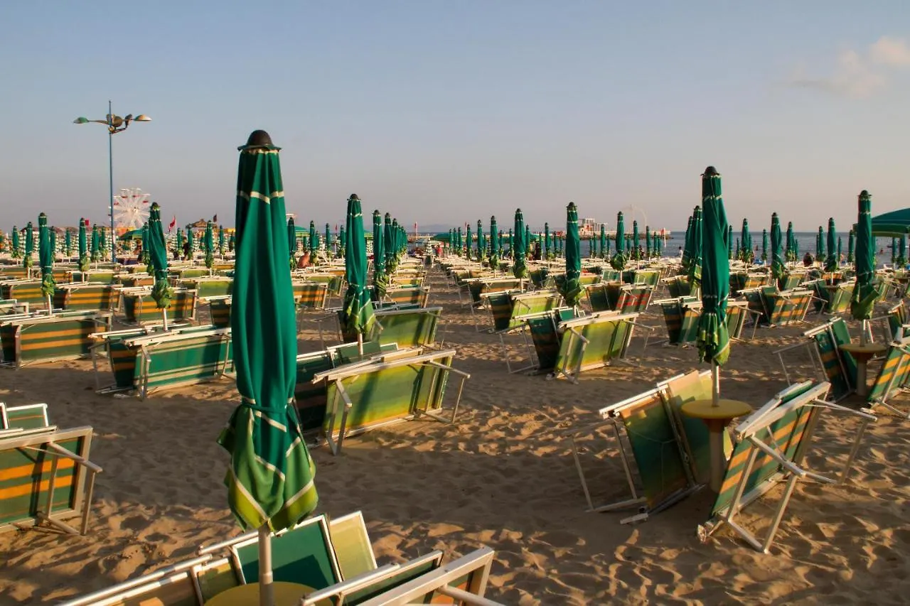 ****  Perandor Beach Hotel Durrës Albania