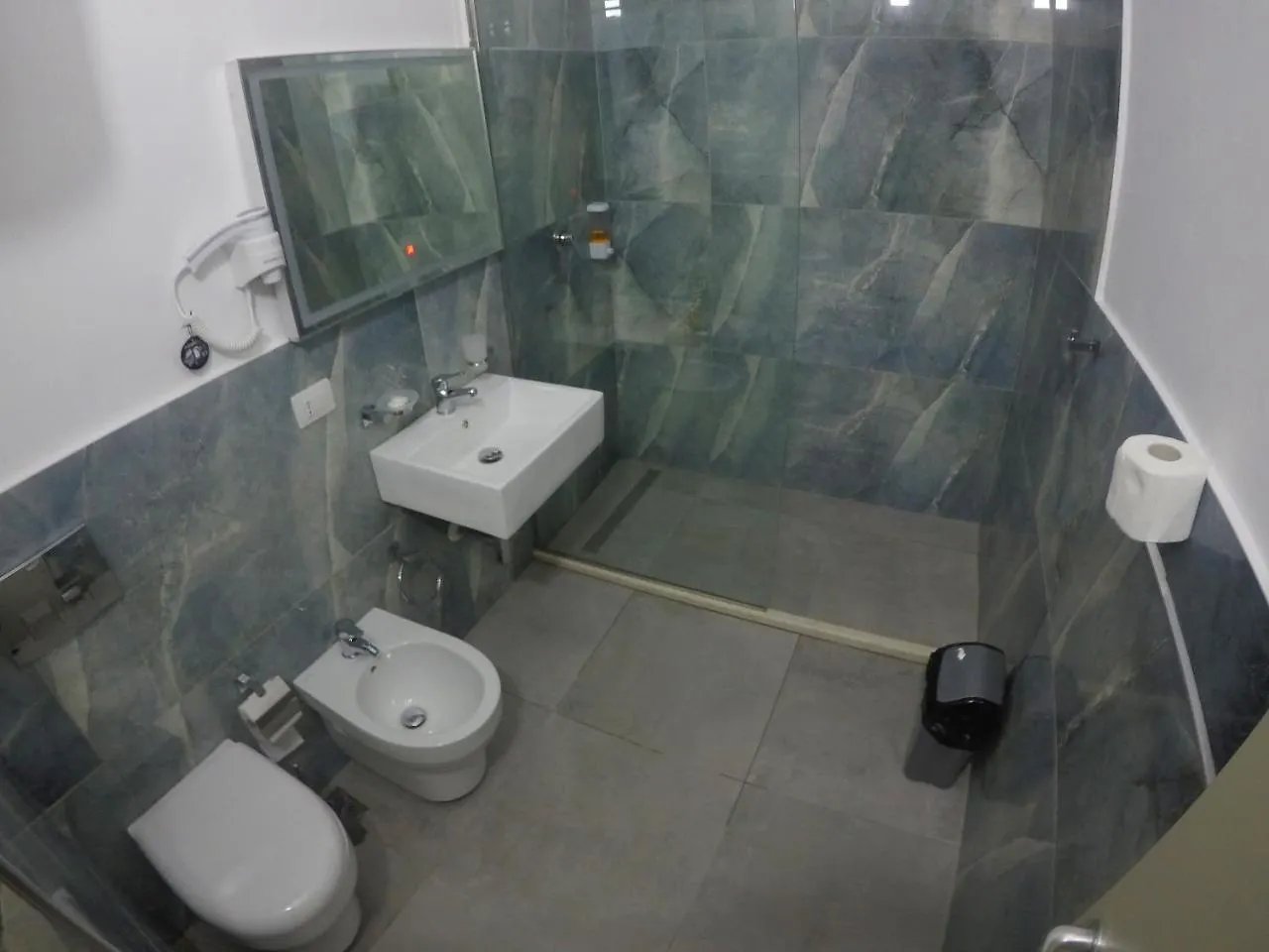 Perandor Beach Hotel Durrës 4*,  Albania