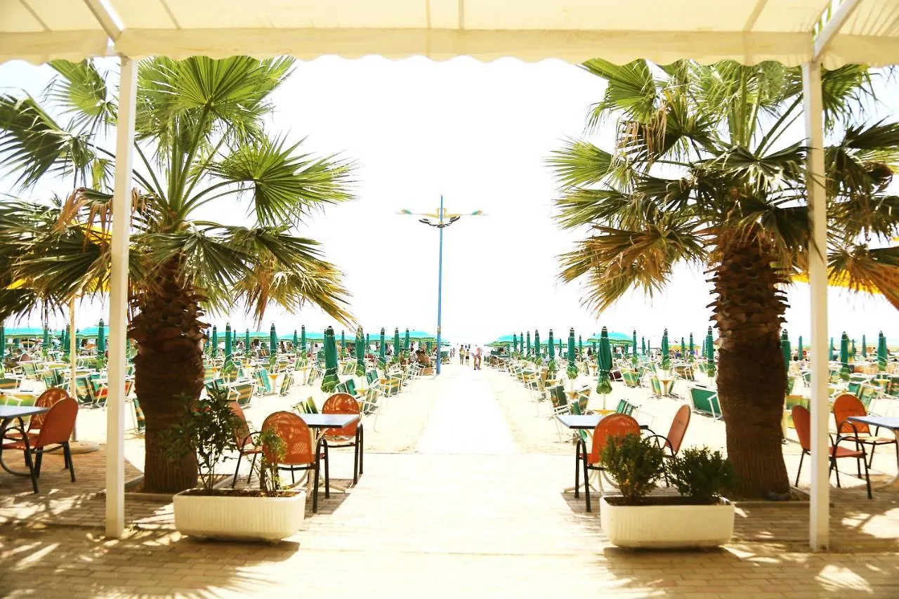 Perandor Beach Hotel Durrës