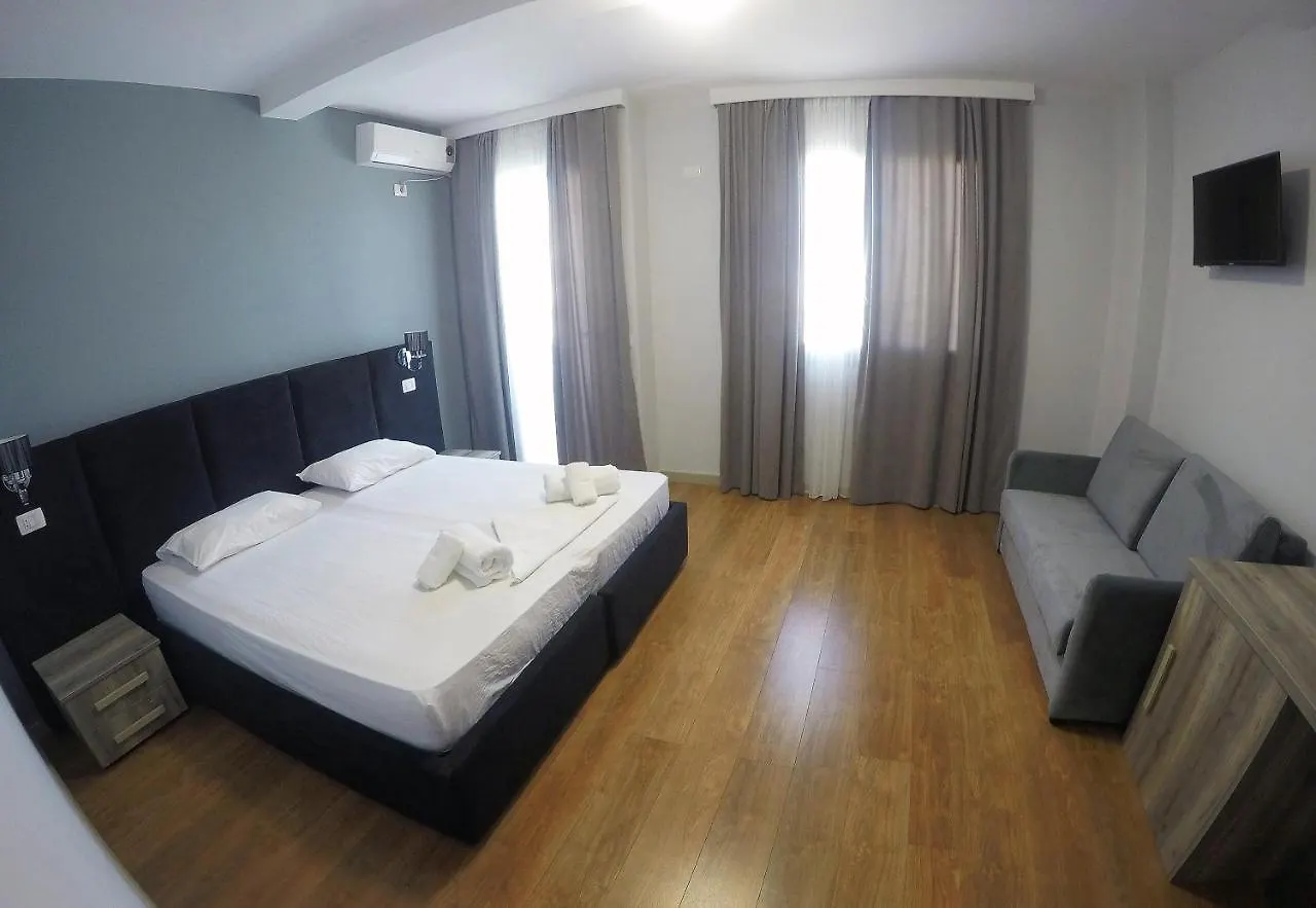 Perandor Beach Hotel Durrës